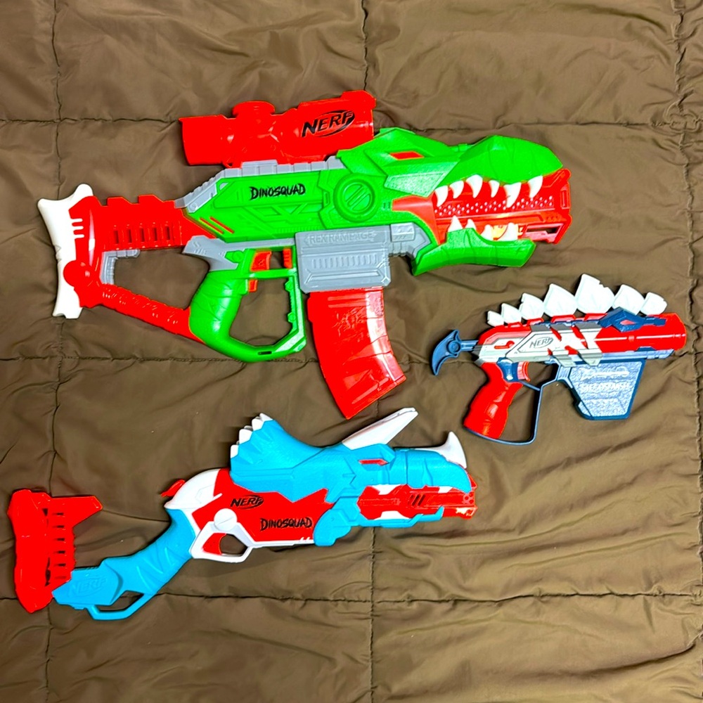 The original Dinosquad nerf gun set